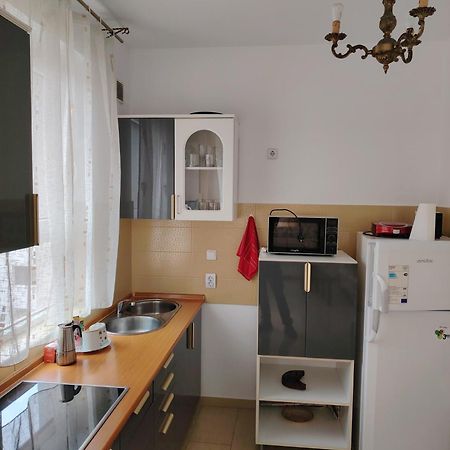 Arad Chic Apartament Uta Exterior foto